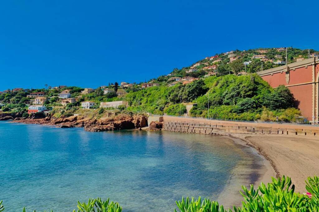Antheor - Vue Exceptionnelle - Refait A Neuf 4 Couchages Apartman Saint-Raphaël Kültér fotó